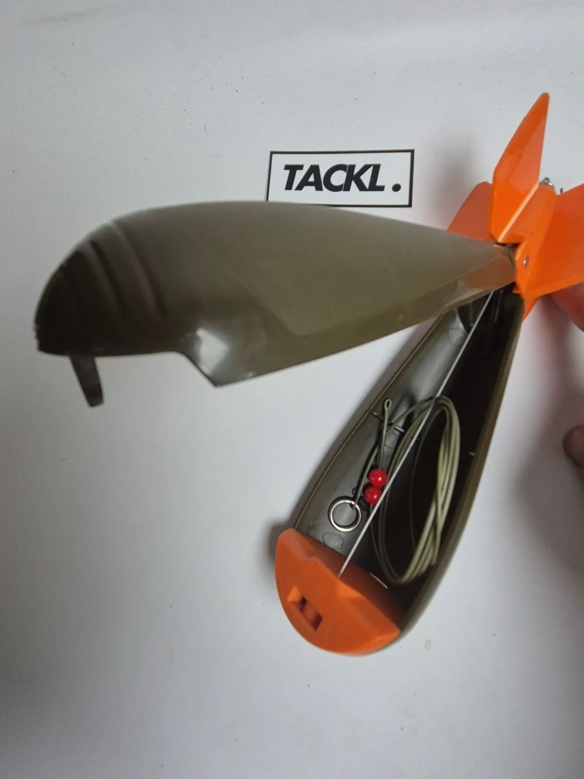 TF Gear Airbomb (or Prologic/TF Gear Air-Spread baiting, view 3