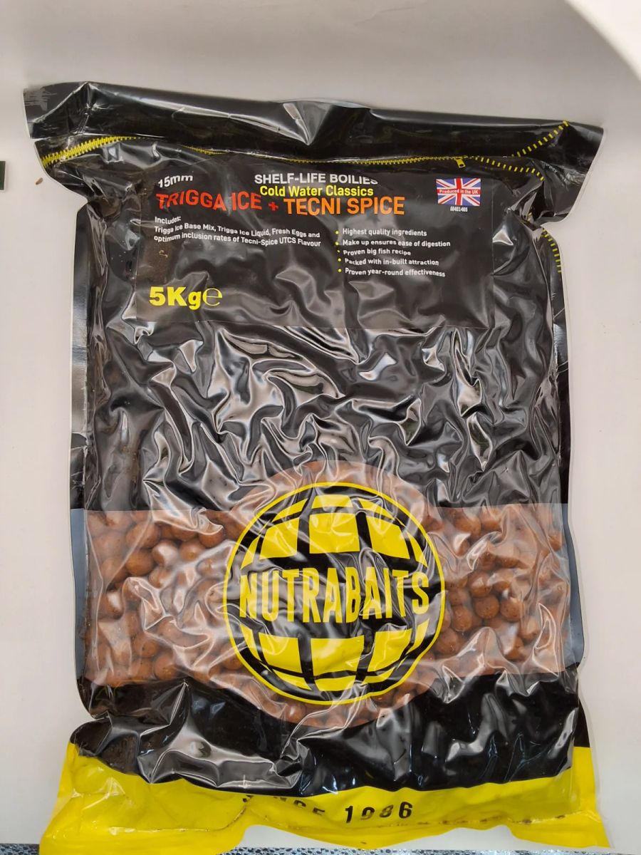 NUTRABAITS Boilies Trigga Ice + Tecni-Spice 15mm 5kg