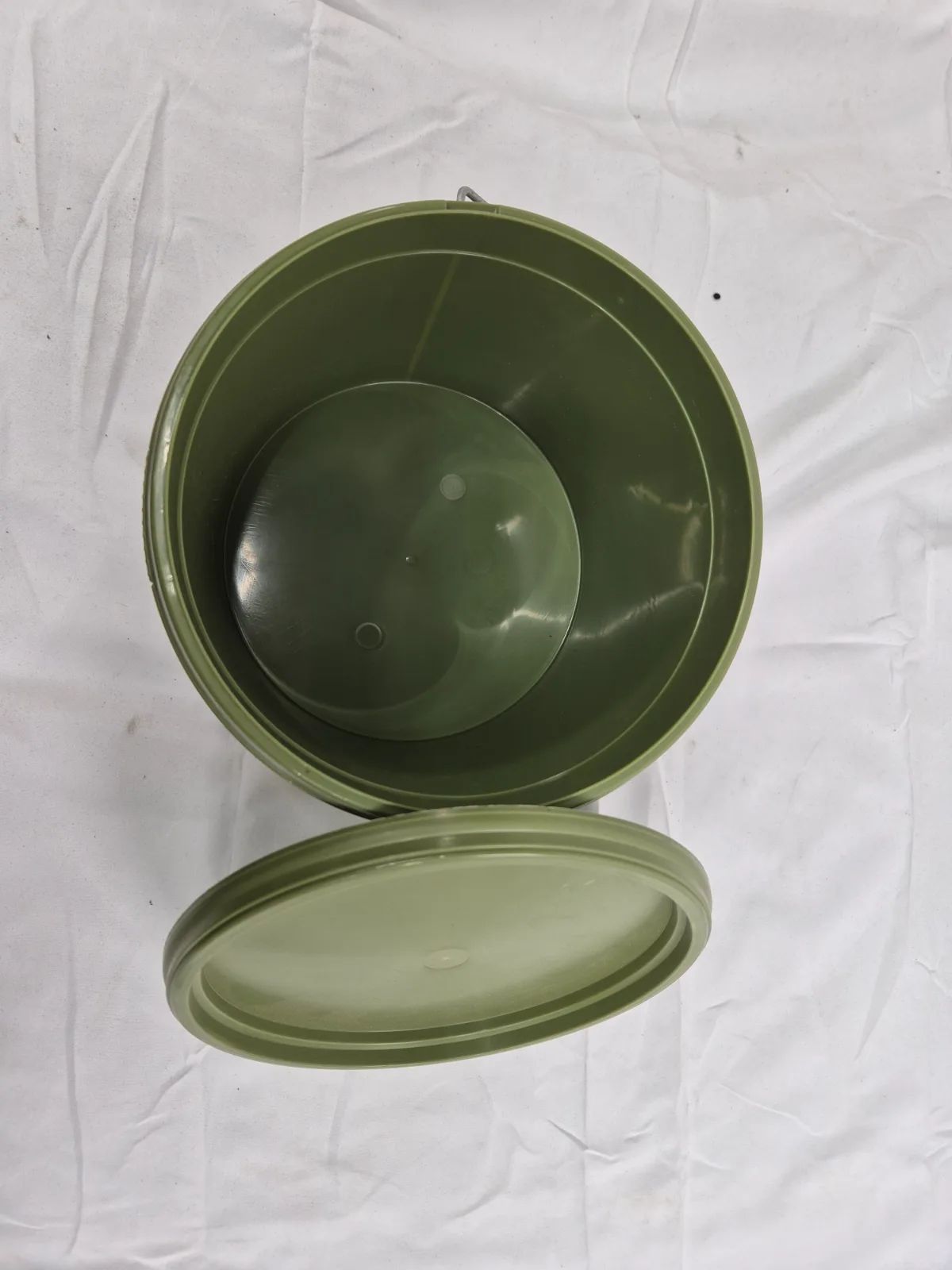 New bait bucket 19x19x15cm camo green, view 2