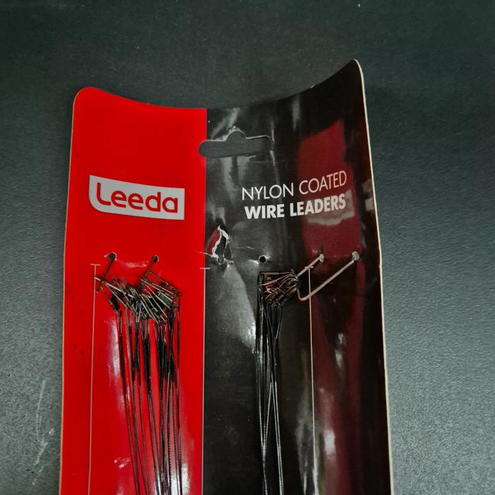Leeda nylon coated wire leaders 26lb