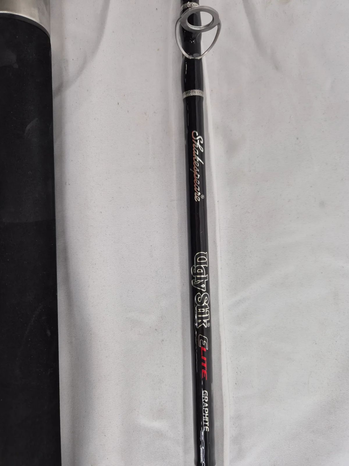 Shakespeare ugly sink elite graphite 7'4" boat Rod, view 5