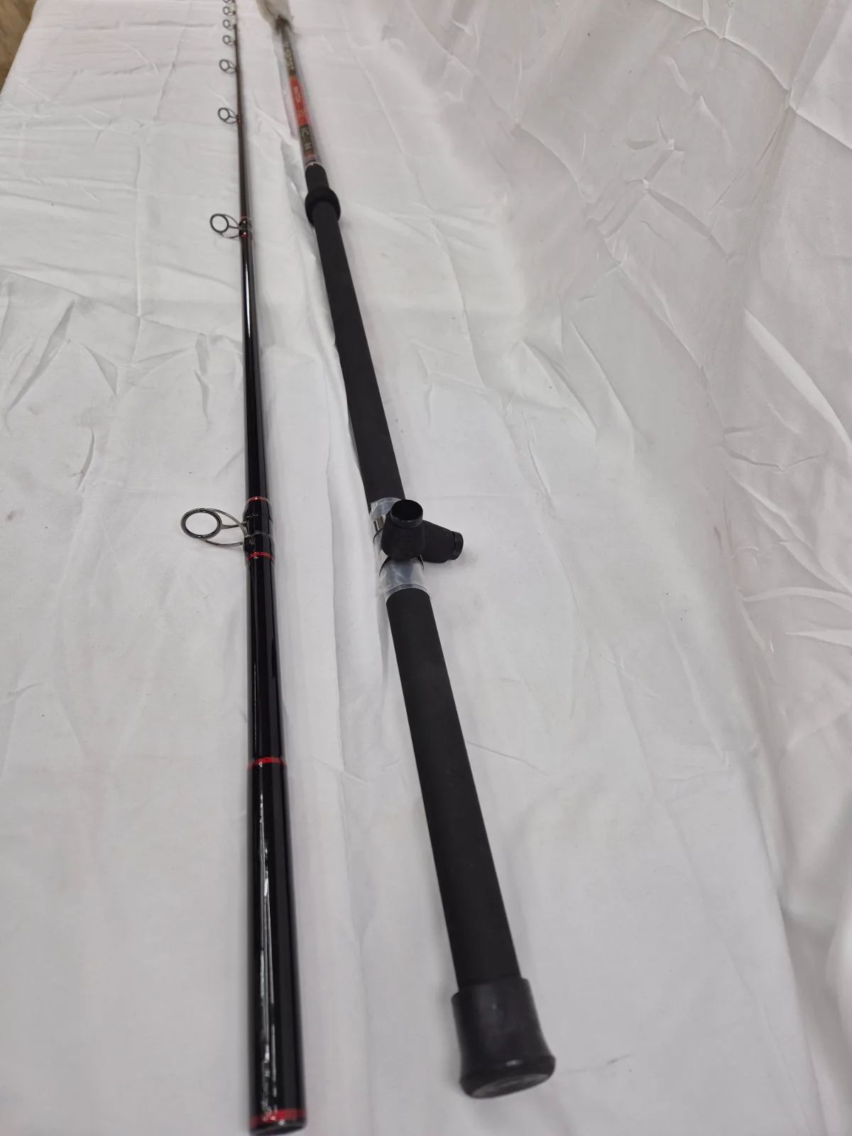 Icon 13'10' 3.5-6oz 2pc Sea rod Fishing Rod
